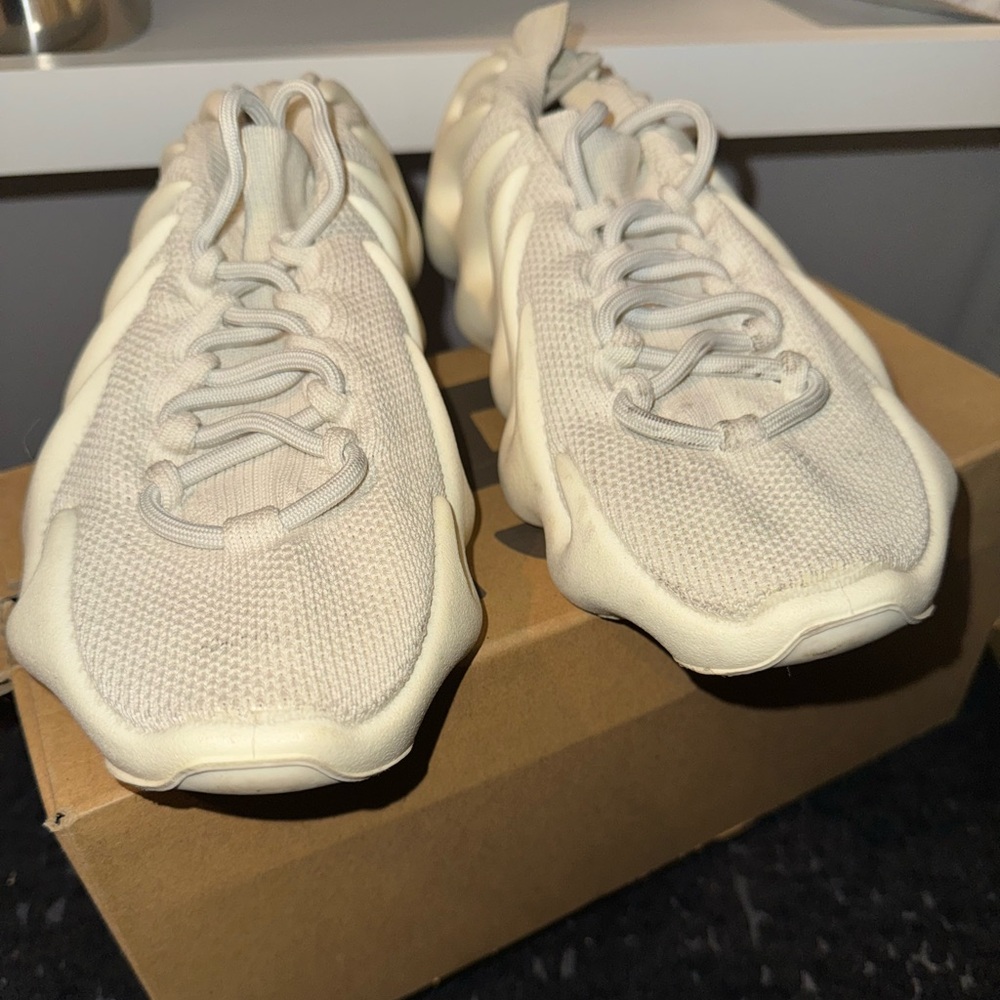 Yeezy 450 8 1/2- used